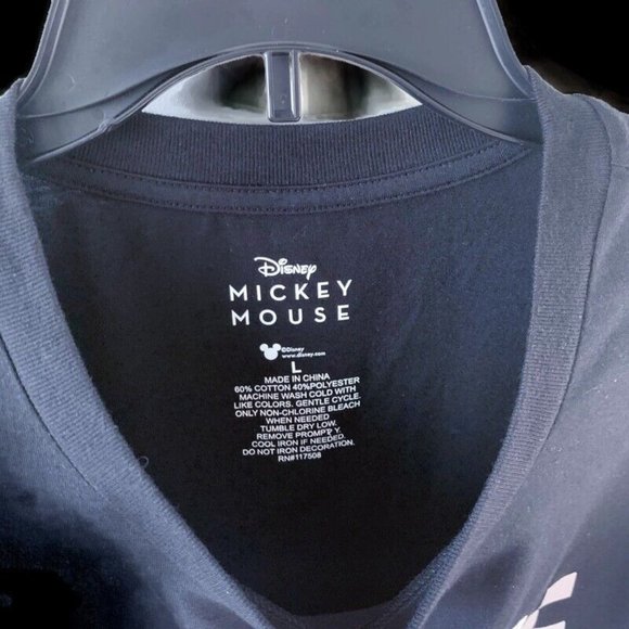 Disney | Junior's Mickey Mouse Graphic Short Sleeve T-Shirt | Black Size L - Picture 7 of 8